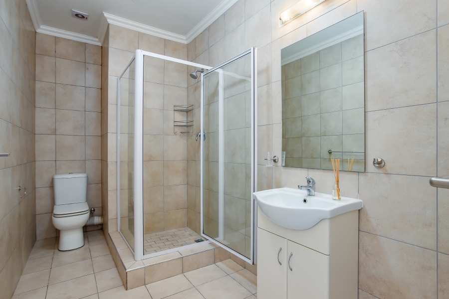 To Let 4 Bedroom Property for Rent in Val De Vie Estate Western Cape